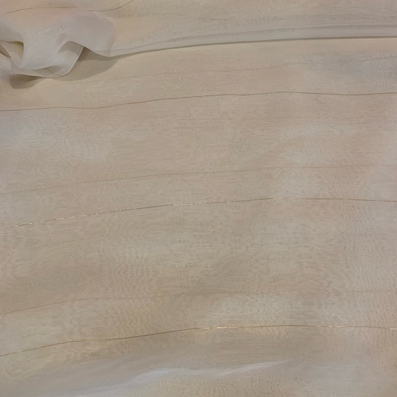 Beautiful curtains sets - for 2 windows - Picture 16 of 16